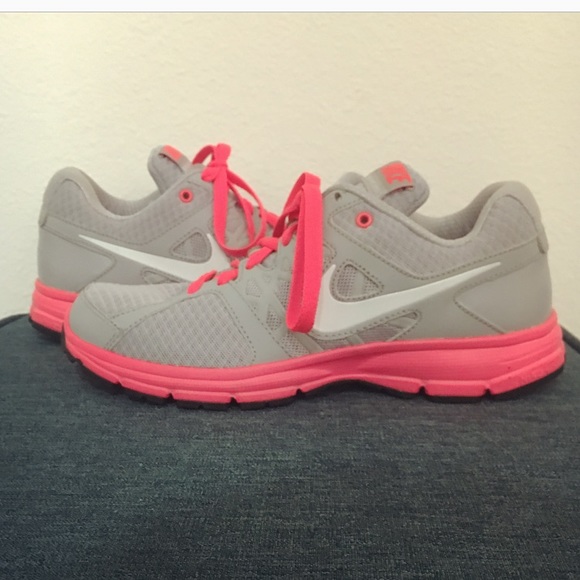 Nike! So cute! - Picture 1 of 7